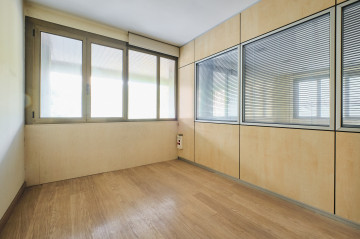 Oficinas-Venta-Barcelona-1507073-Foto-14-Carrousel