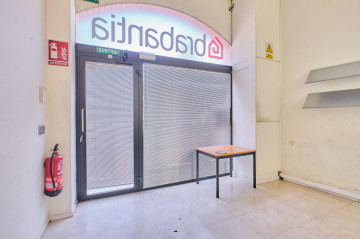 Locales-Venta-Sant Just Desvern-1723251-Foto-15-Carrousel