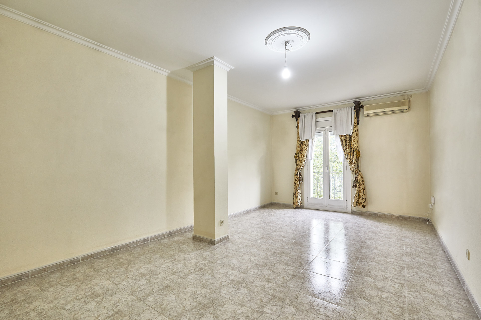 Pisos-Venta-Barcelona-1387132-Foto-1