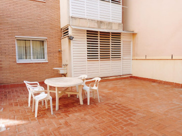 Pisos-Venta-LÂ´Hospitalet de Llobregat-1431533-Foto-2-Carrousel