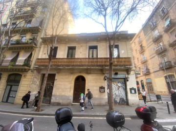 Edificios-Venta-Barcelona-1482341-Foto-4-Carrousel