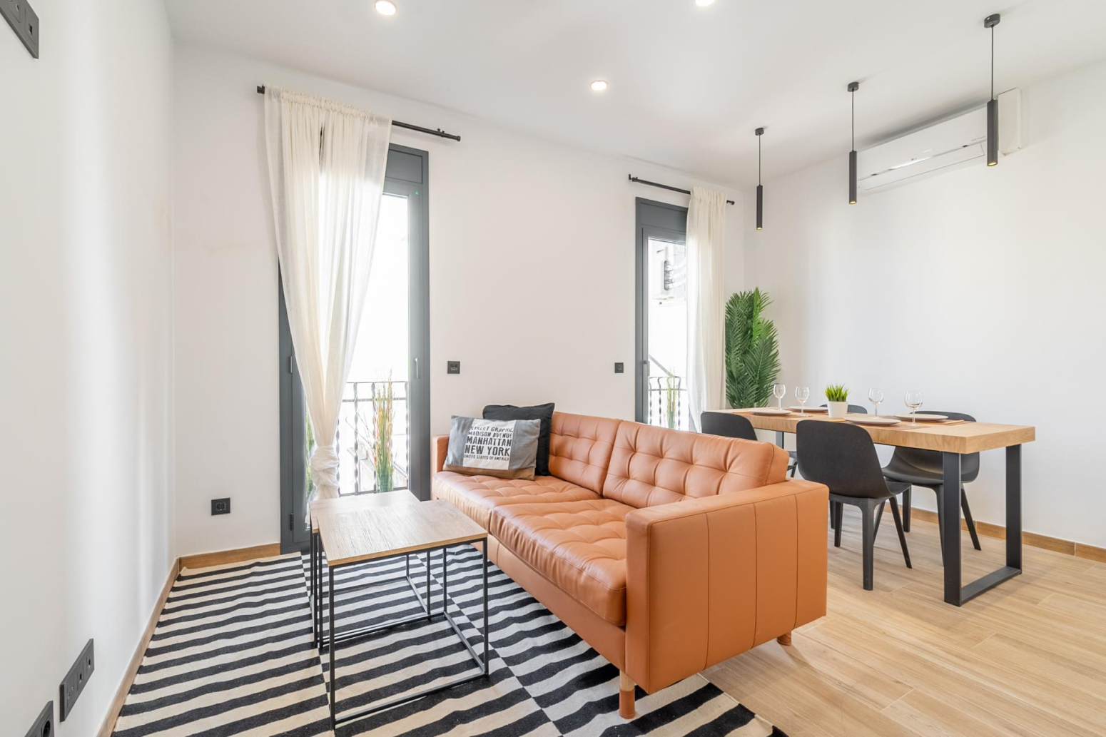 Pisos-Venta-Barcelona-1482345-Foto-1