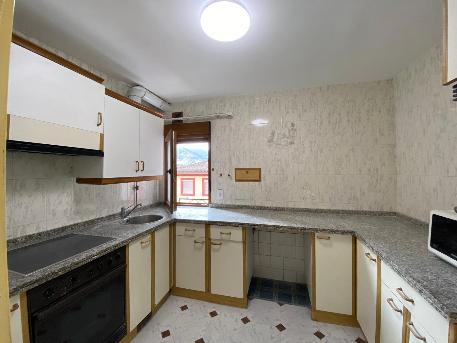 Pisos-Venta-Mieres-1559467-Foto-6