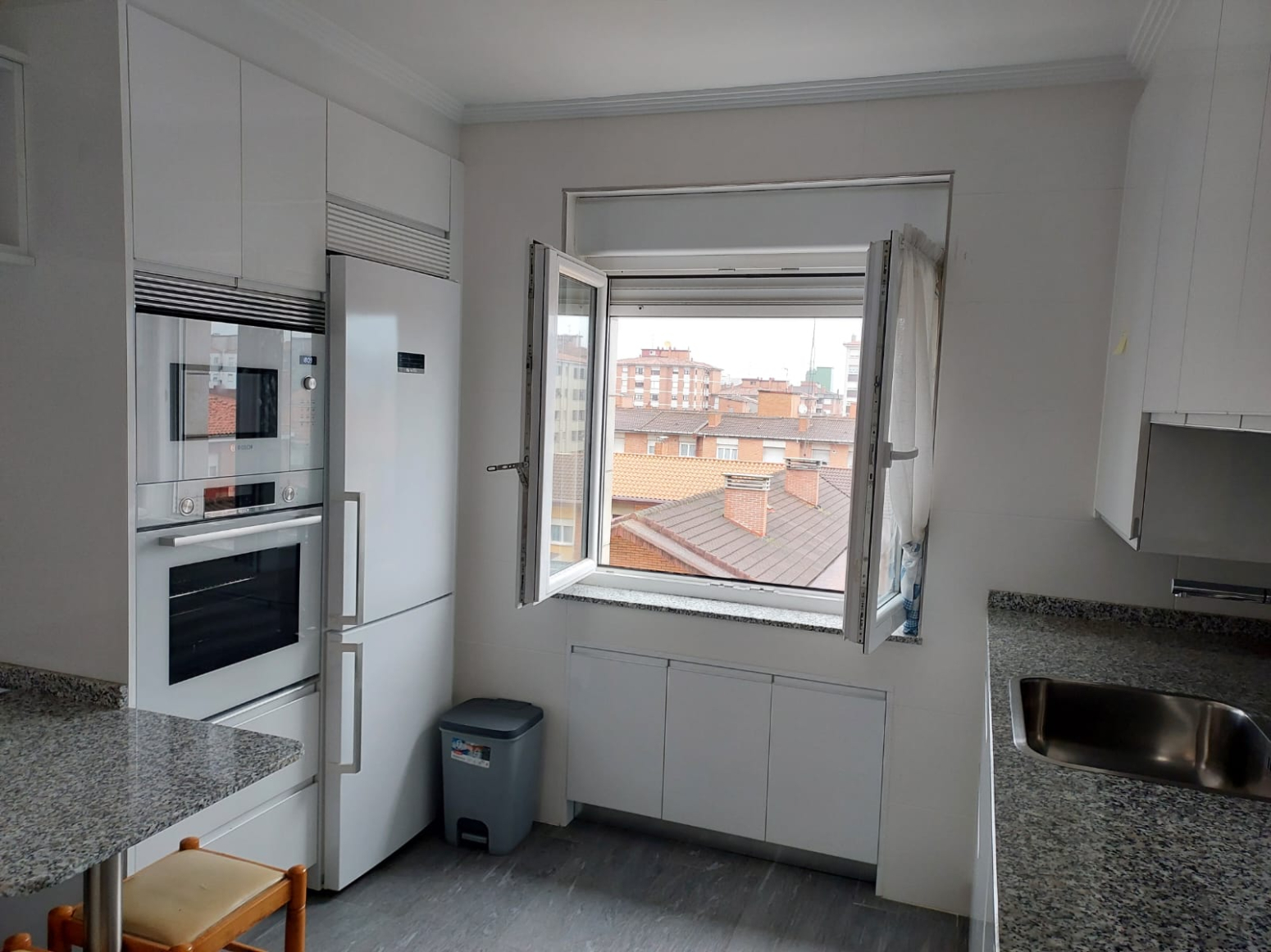 Pisos-Alquiler-GijÃ³n-1717526-Foto-2
