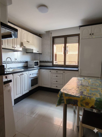 Pisos-Venta-Sahagún-2334156-Foto-3-Carrousel