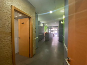 Locales-Venta-San Martín del Rey Aurelio-2364680-Foto-6-Carrousel