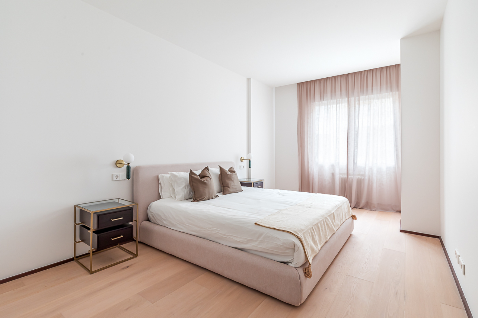 Exclusiva vivienda de 285 m² completamente reformada