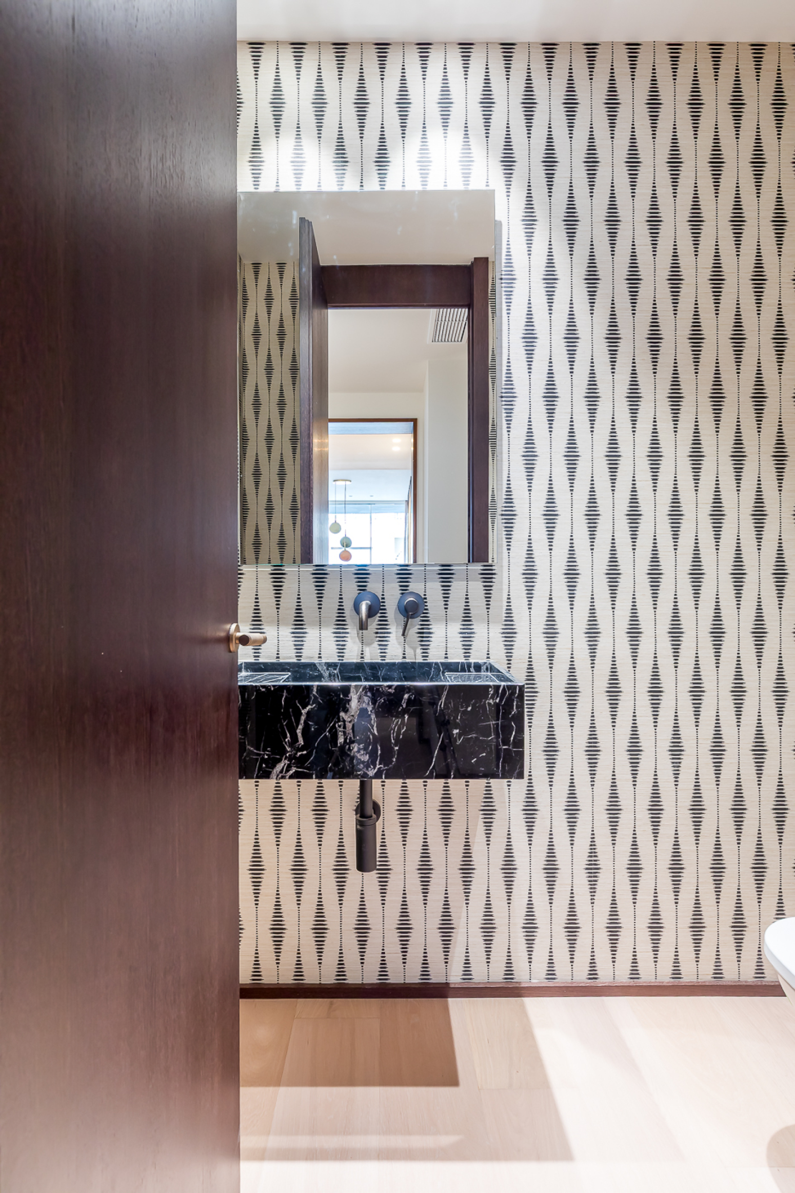 Exclusiva vivienda de 285 m² completamente reformada