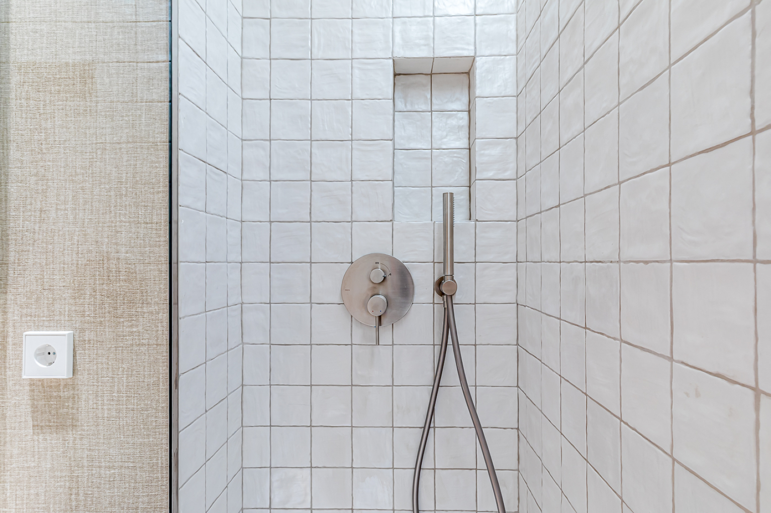 Exclusiva vivienda de 285 m² completamente reformada