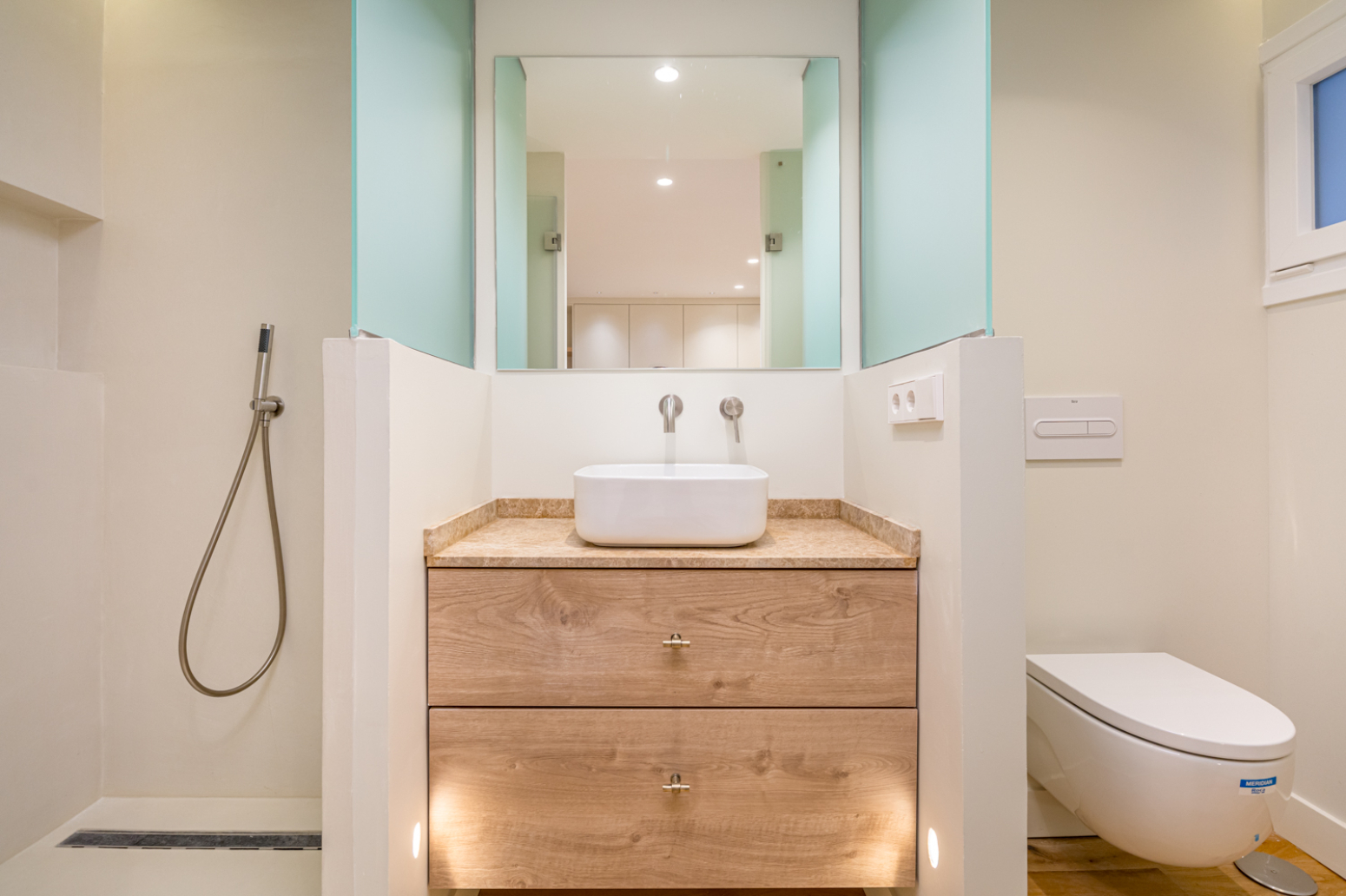 Amplia vivienda reformada de 278 m² con garaje y trastero