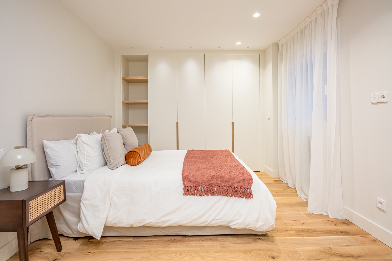 Amplia vivienda reformada de 278 m² con garaje y trastero