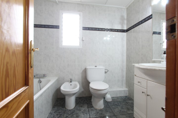 Pisos-Alquiler-Alaquas-2335765-Foto-11-Carrousel