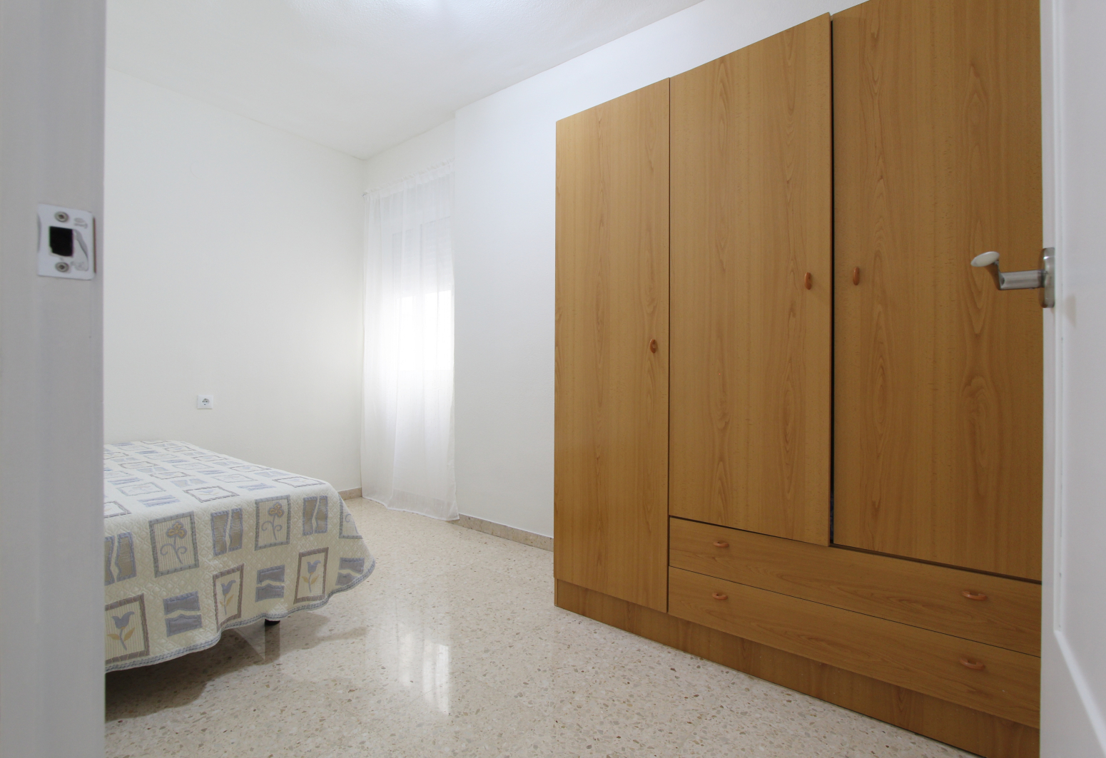 Pisos-Alquiler-Alaquas-2348973-Foto-9