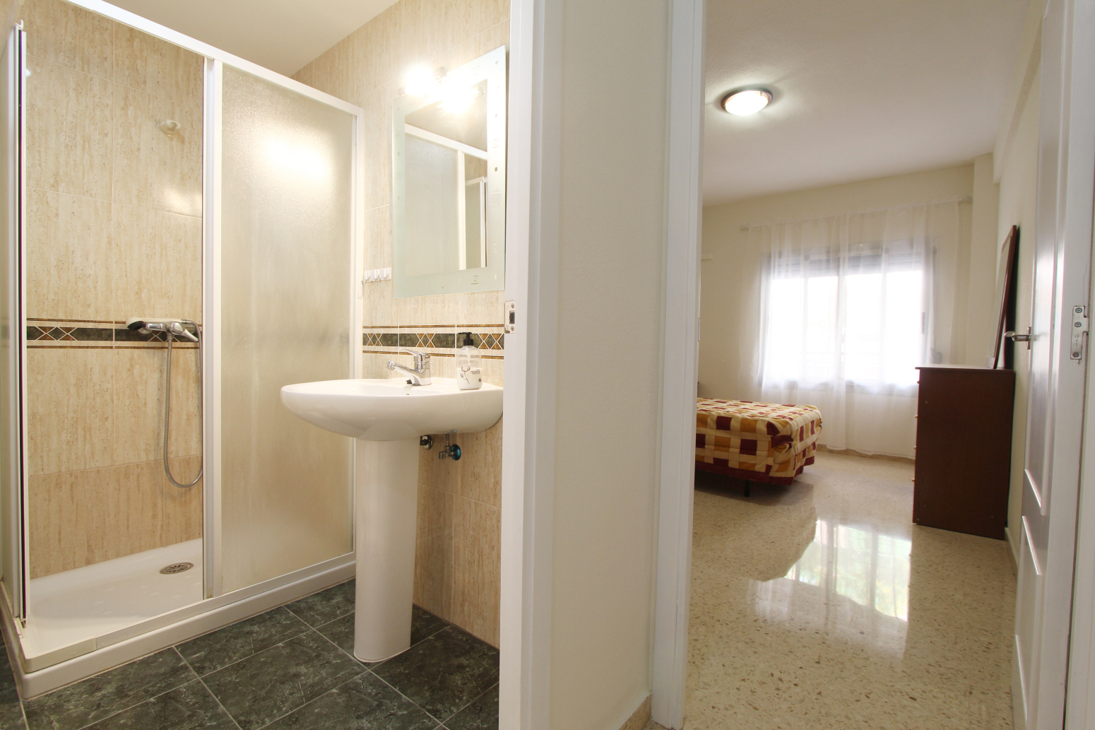 Pisos-Alquiler-Alaquas-2348973-Foto-28
