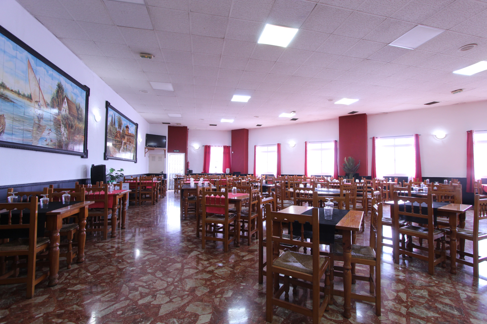 Locales-Alquiler-Alaquas-878725-Foto-3