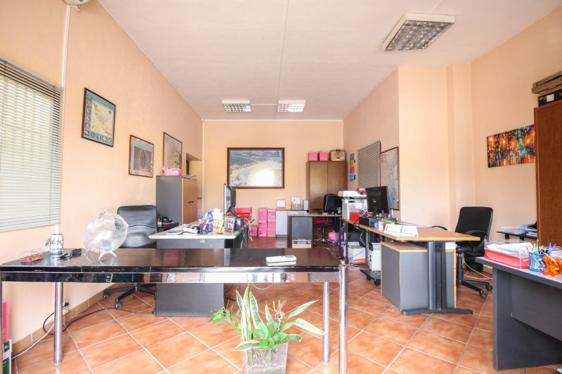 Naves-Venta-La Llosa-1037041-Foto-19