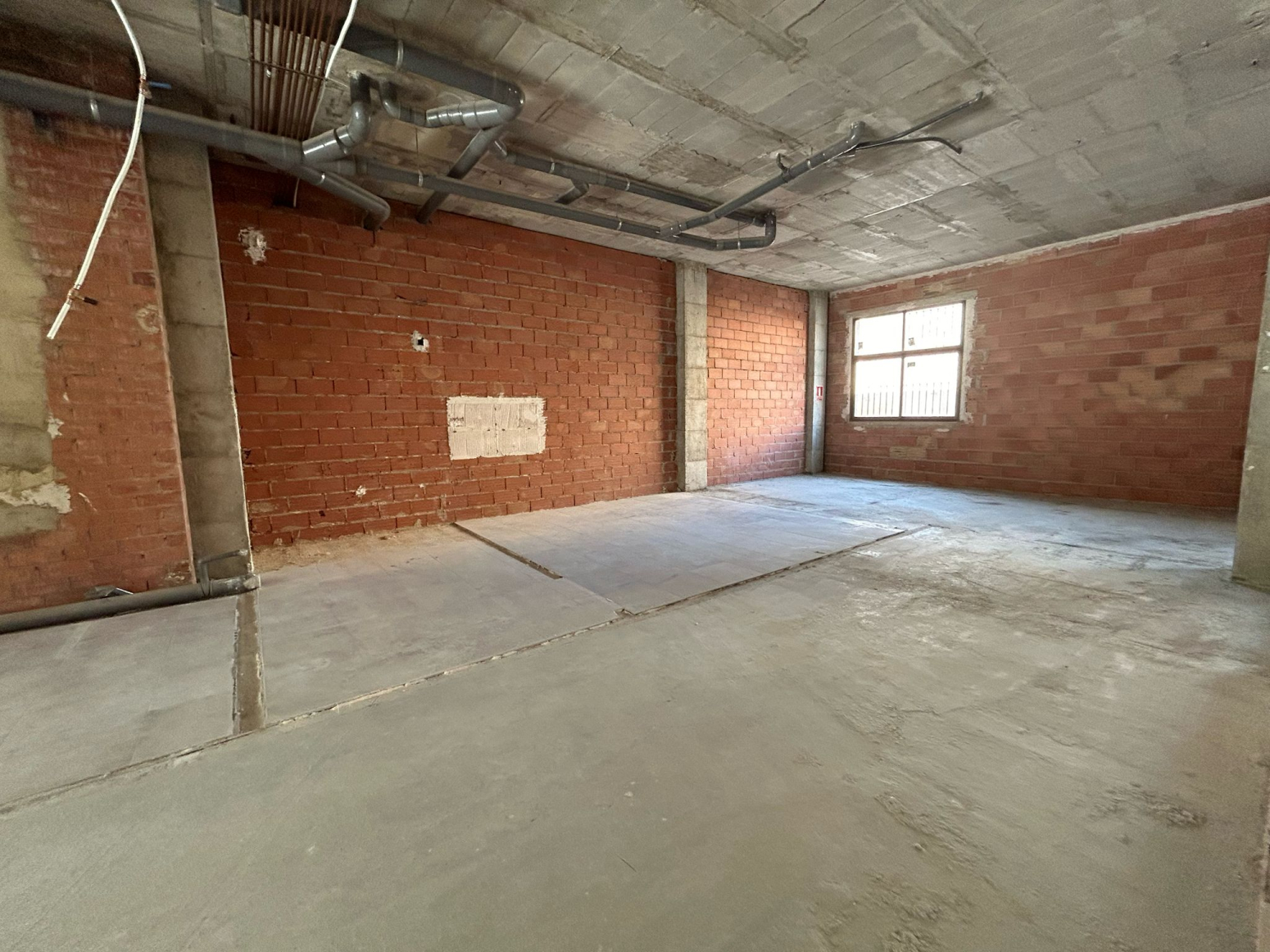 Locales-Alquiler-Torrent-2064042-Foto-16