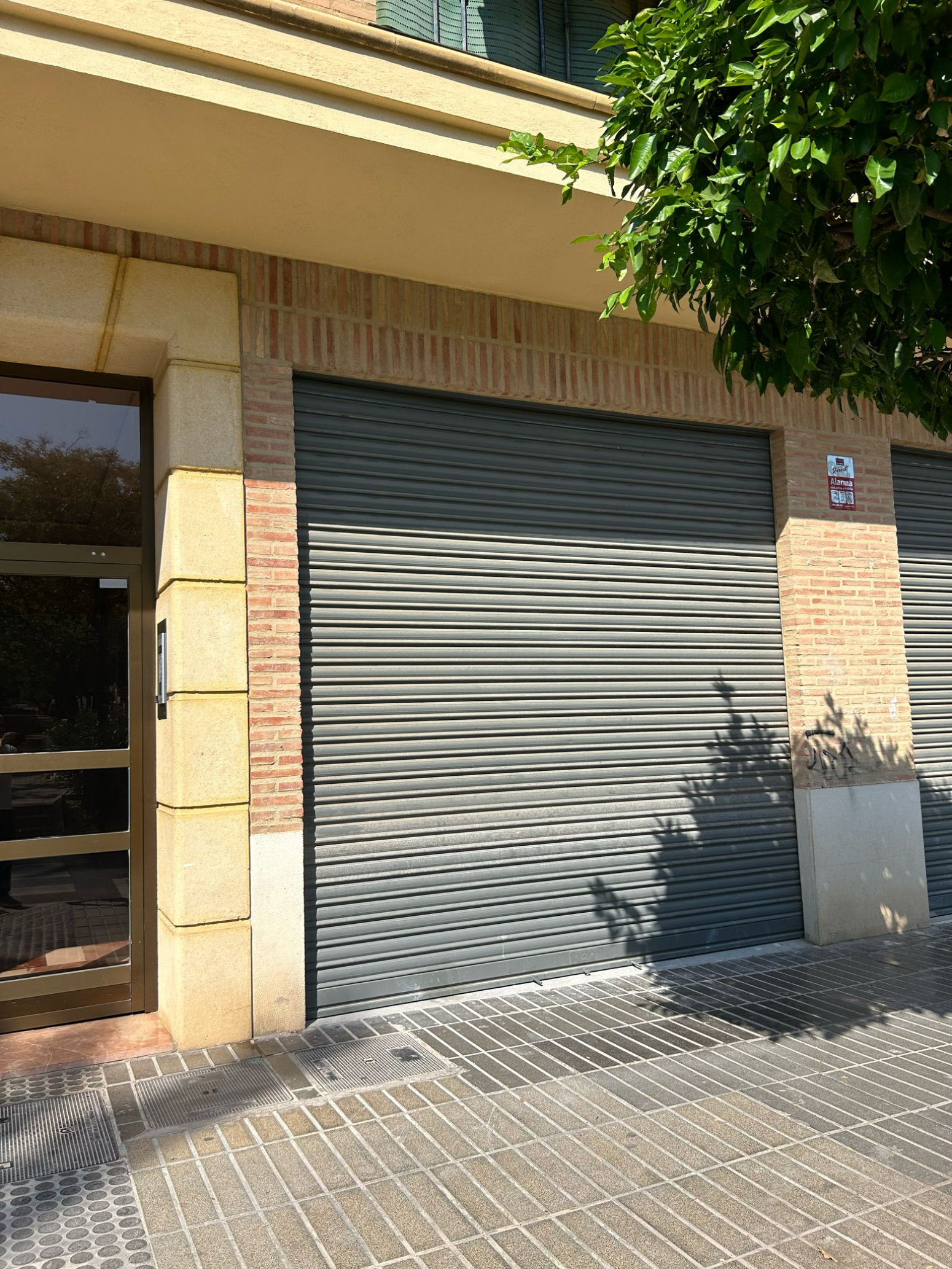 Locales-Alquiler-Torrent-2064042-Foto-3