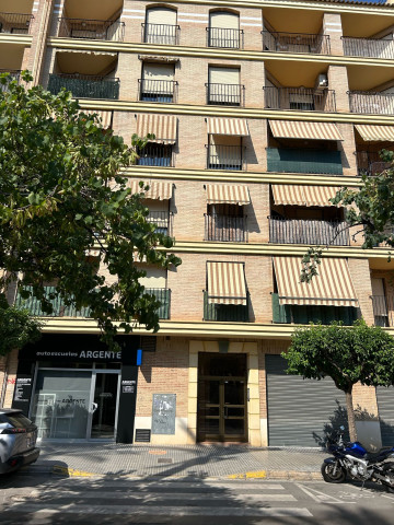 Locales-Alquiler-Torrent-2064042