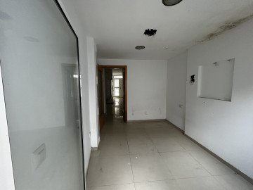 Locales-Venta-Alaquas-2355623-Foto-22-Carrousel