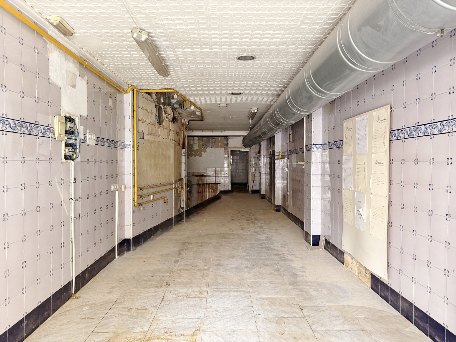 Locales-Venta-Manises-2364897-Foto-13