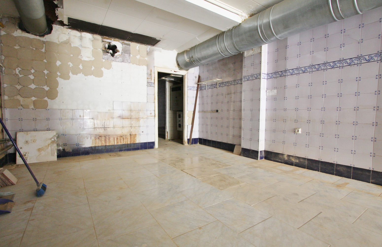 Locales-Venta-Manises-2364897-Foto-19