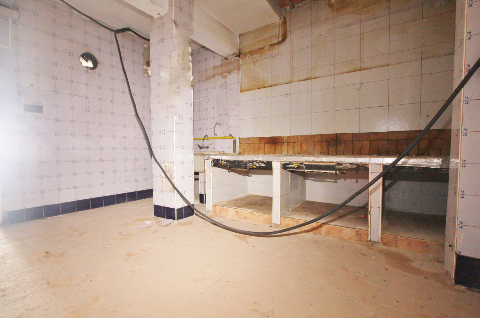 Locales-Venta-Manises-2364897-Foto-5