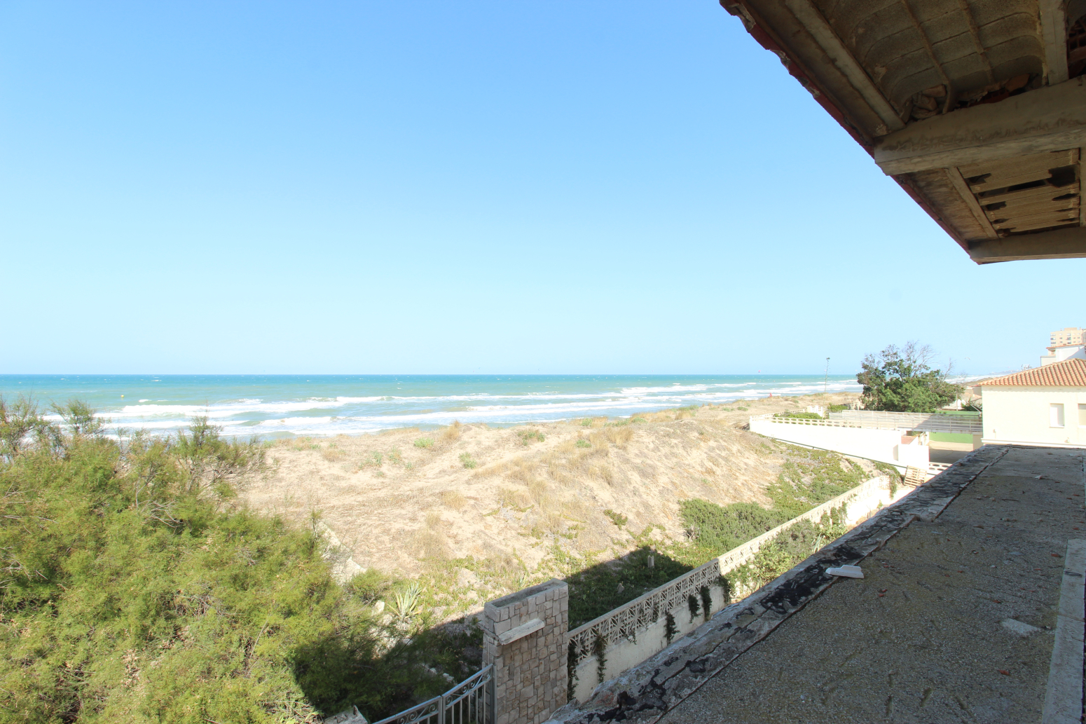 Casas o chalets for sale in Mareny De Les Barraquetes