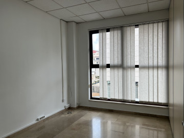 <br />
<b>Deprecated</b>: Function utf8_encode() is deprecated in <b>/var/www/vhosts/inmobiliariatomasmunoz.com/httpdocs/ficha-inmueble.php</b> on line <b>278</b><br />
Oficinas-Alquiler-Torrent-2242518-Foto-5-Carrousel