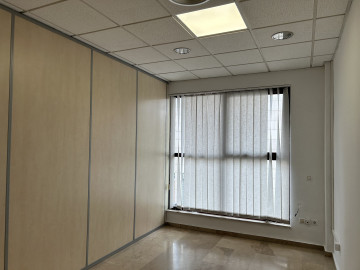 <br />
<b>Deprecated</b>:  Function utf8_encode() is deprecated in <b>/var/www/vhosts/inmobiliariatomasmunoz.com/httpdocs/ficha-inmueble.php</b> on line <b>278</b><br />
Oficinas-Alquiler-Torrent-2242518-Foto-3-Carrousel