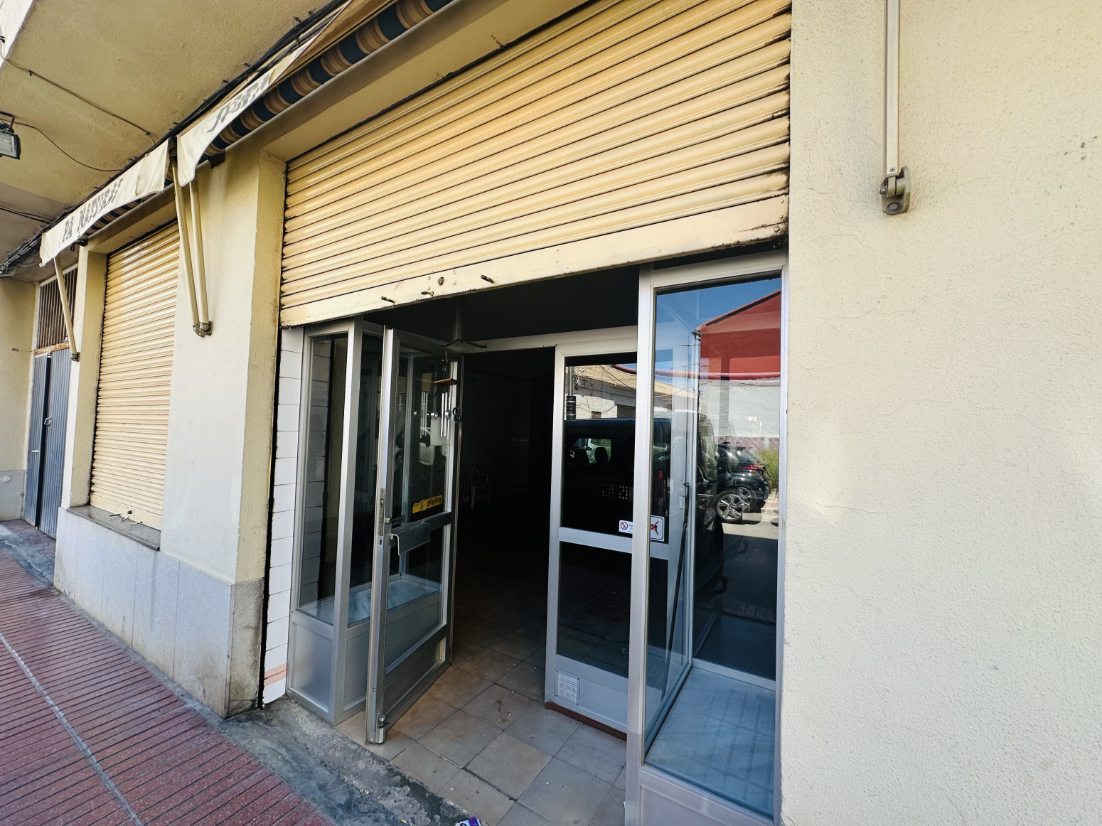 Locales-Venta-Museros-1728122-Foto-9