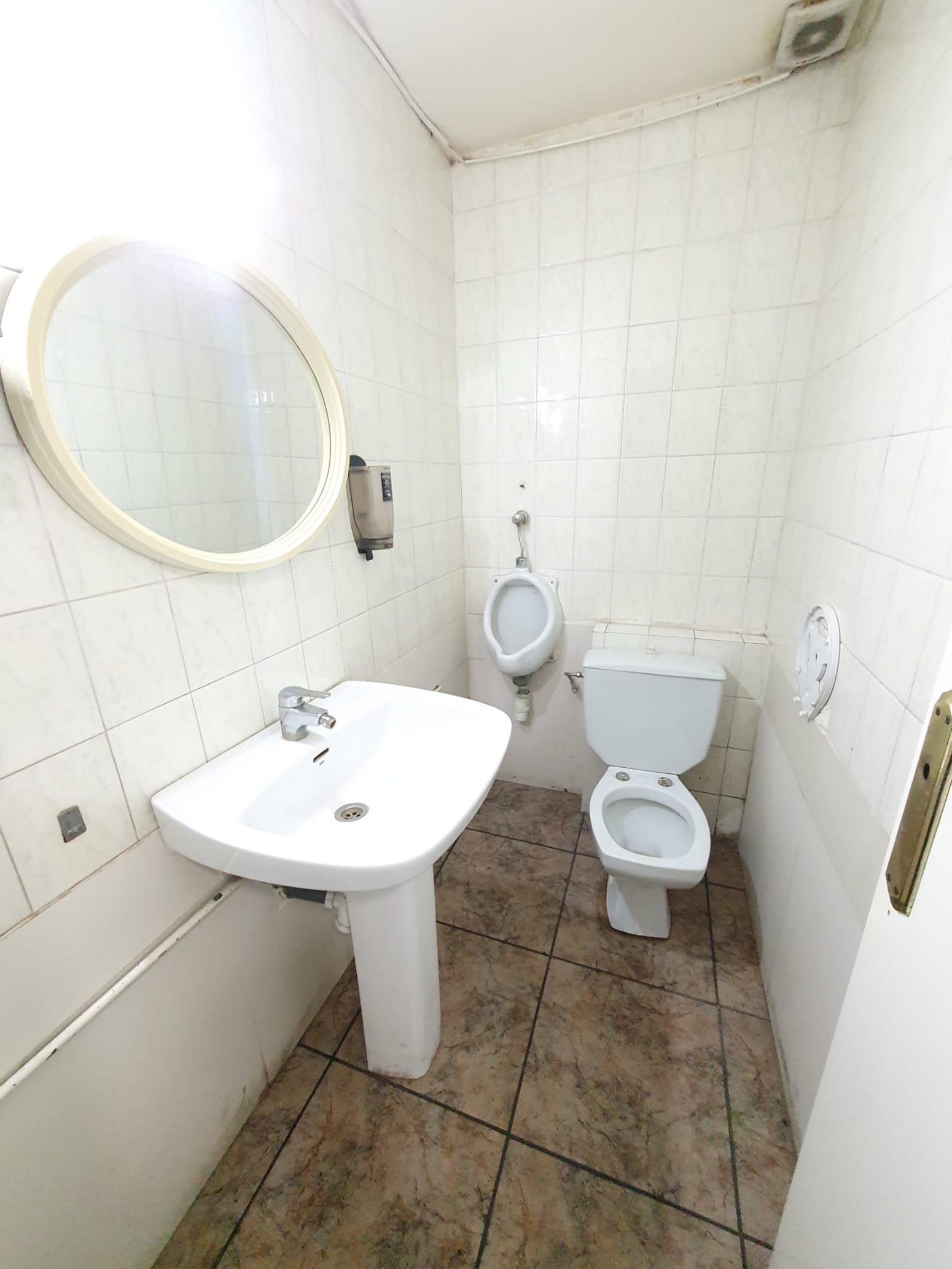 Locales-Venta-Paterna-1520282-Foto-23