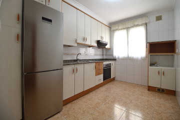 Pisos-Venta-Gijón-2353221-Foto-4-Carrousel