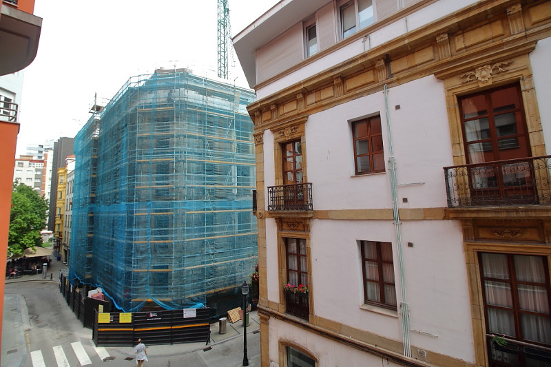 Vivienda para entrar, dos dormitorios con garaje y trastero