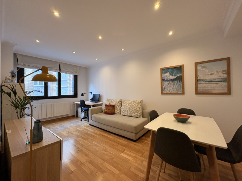 Elegant Studio Living (Demo)