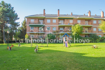 Pisos-Venta-Hoyo de Manzanares-1479809-Foto-47-Carrousel