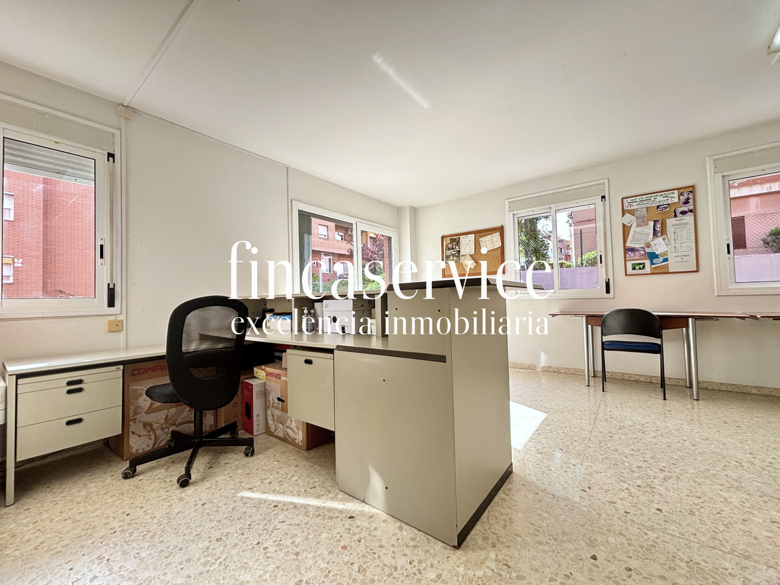 Locales-Venta-Santa Coloma de CervellÃ³-2354090-Foto-4
