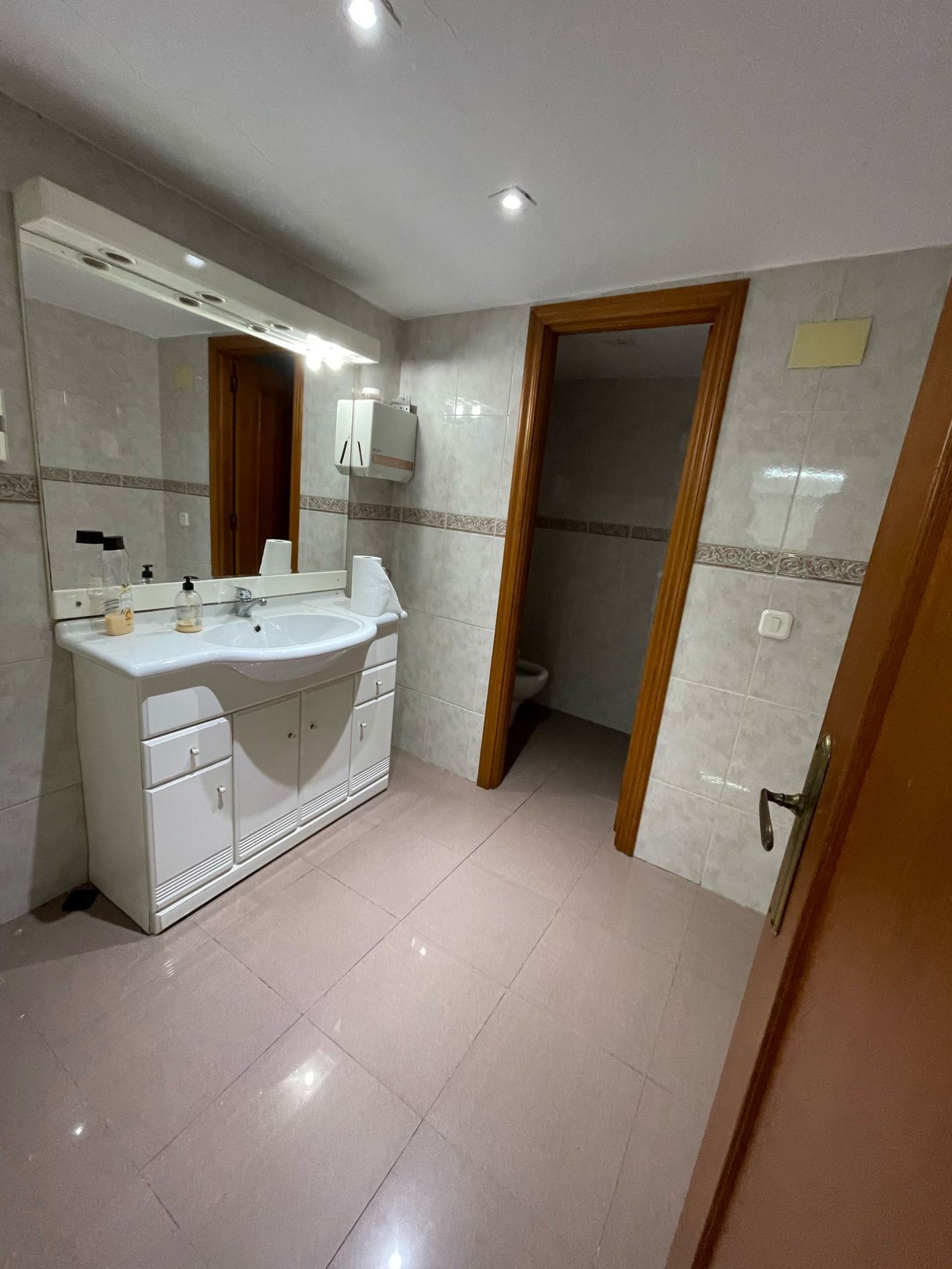 Locales-Alquiler-Valencia-1722324-Foto-13