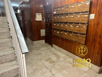 Locales-Venta-Torrelavega-1396492-Foto-17-Carrousel