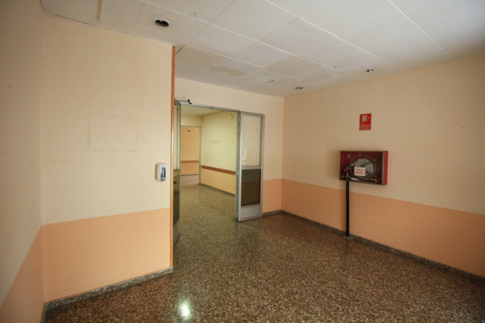 Negocios-Alquiler-Paterna-1003991-Foto-33