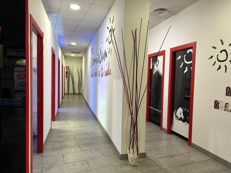 Locales-Alquiler-Silla-1022990-Foto-1