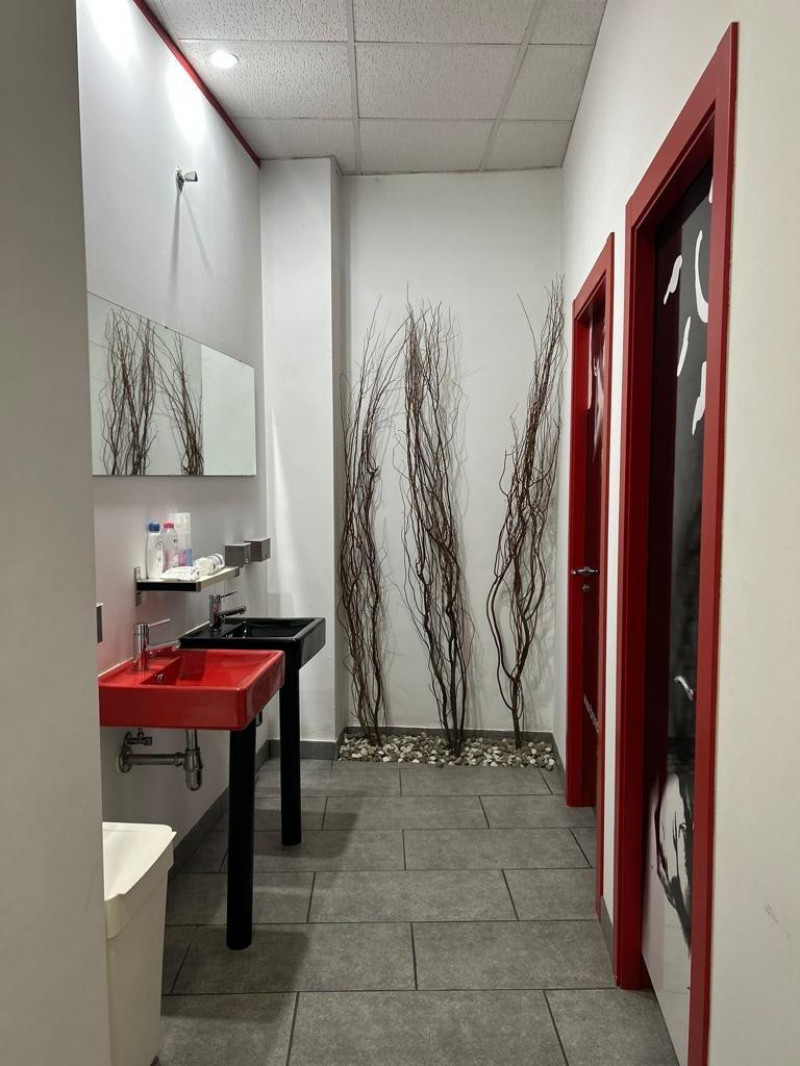 Locales-Alquiler-Silla-1022990-Foto-21