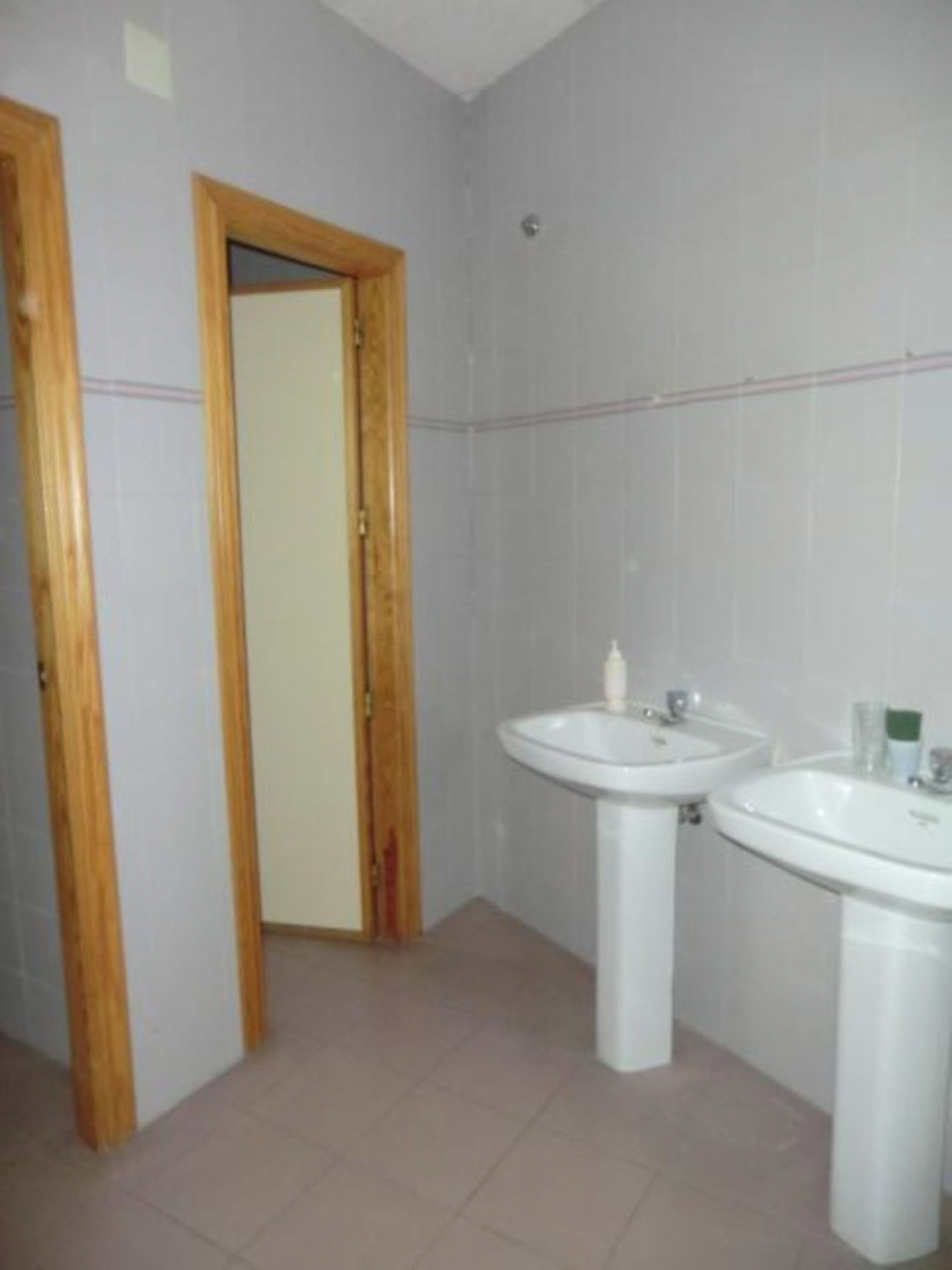 Locales-Venta-Paterna-1023015-Foto-14