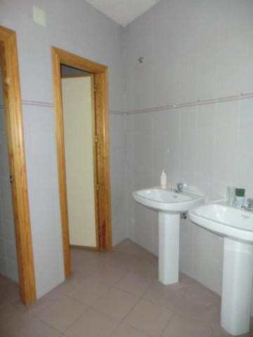 Locales-Venta-Paterna-1023015-Foto-13-Carrousel