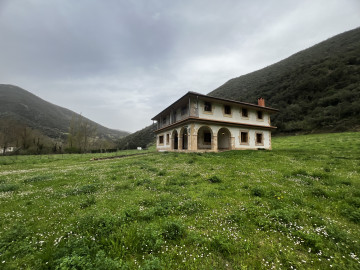 Casas o chalets-Venta-Vega de LiÃ©bana-1731636-Foto-1-Carrousel