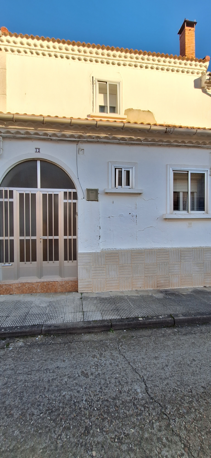 Casas o chalets-Venta-Barruelo de SantullÃ¡n-1036854-Foto-1