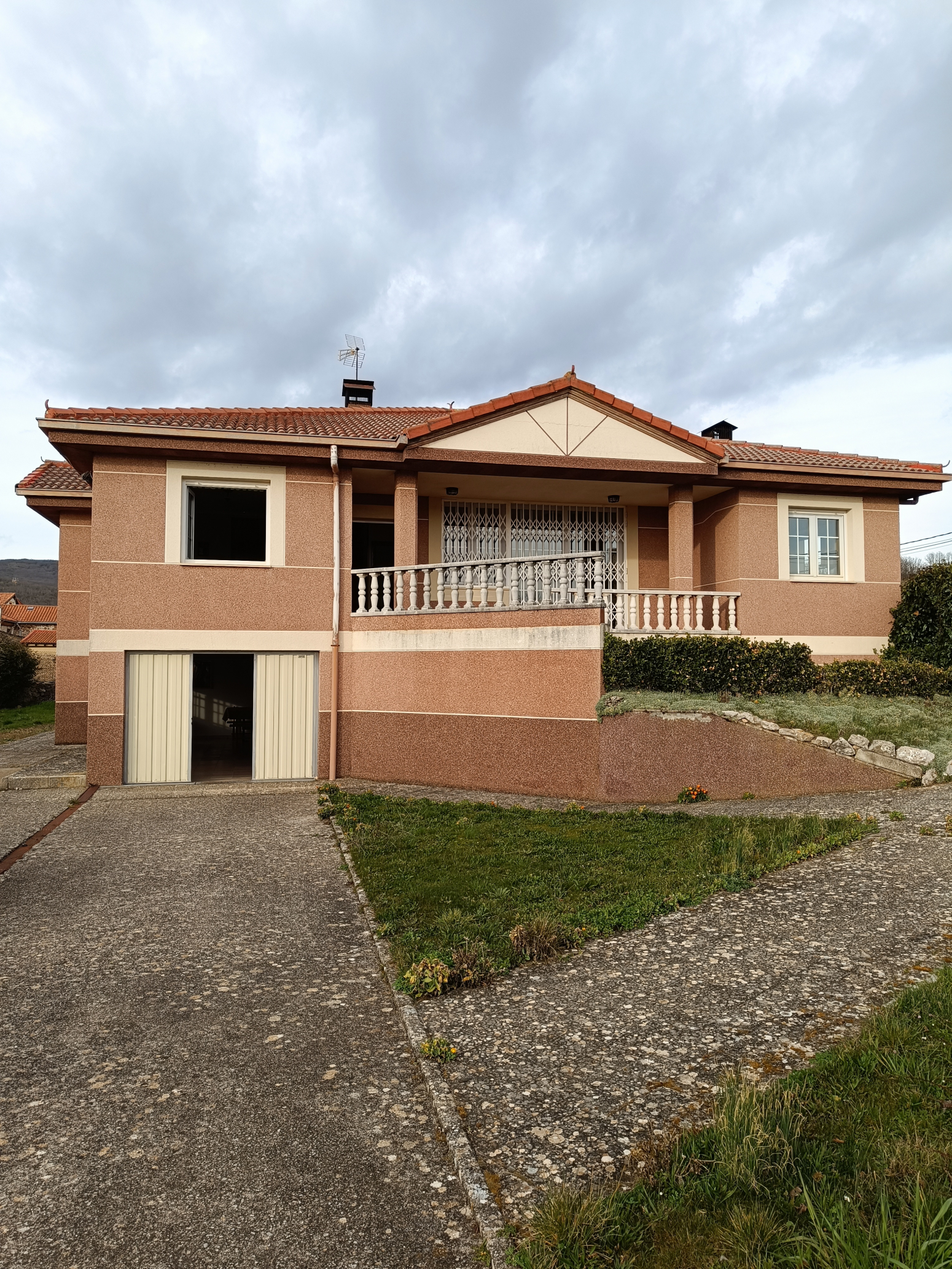 Casas o chalets-Venta-Aguilar de Campoo-1067655-Foto-1