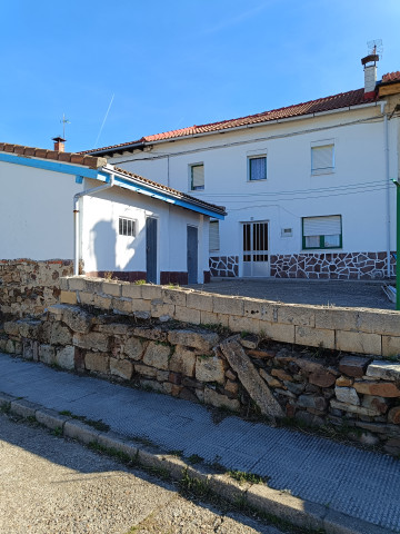 Casas o chalets-Venta-Barruelo de SantullÃ¡n-1427445-Foto-1-Carrousel