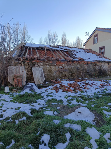 anexo que va a derribarse para quedar como jardín