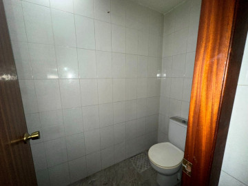 Locales-Venta-Mieres-1045512-Foto-20-Carrousel